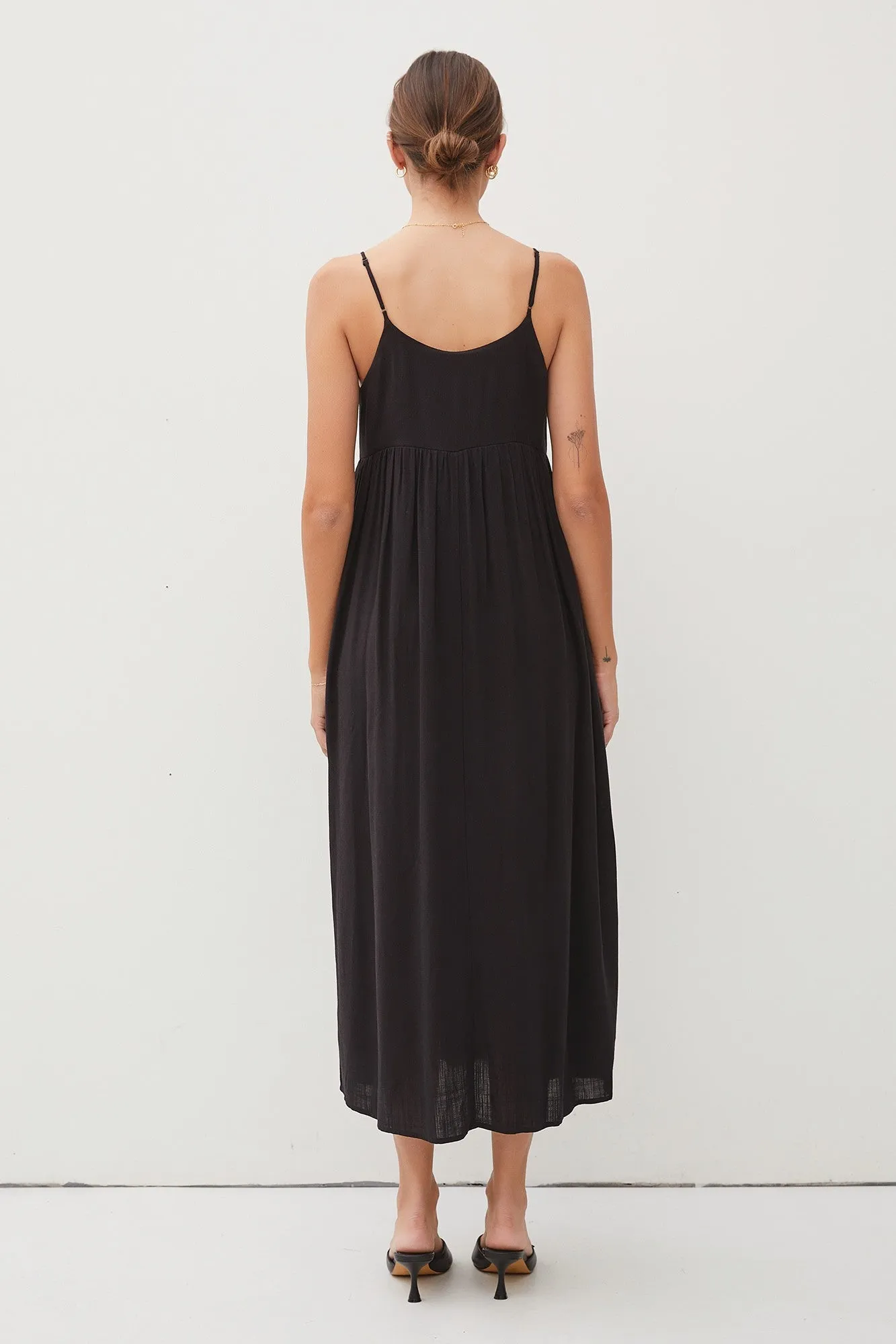 EMPIRE WAIST MAXI DRESS